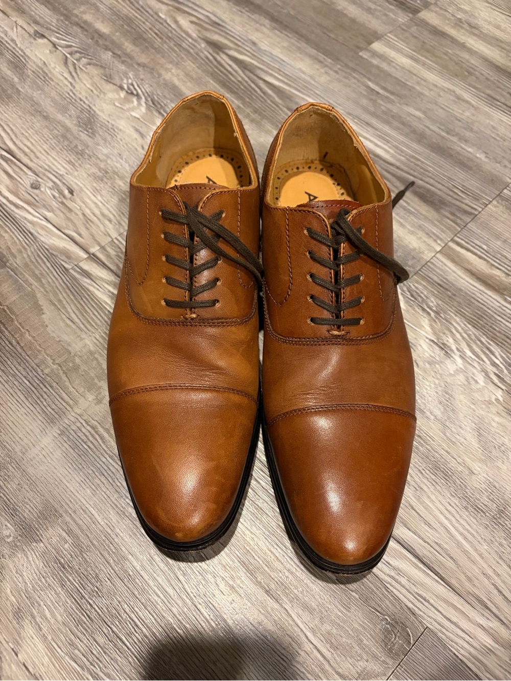 Men's Brown Leather Cap-Toe Derby Dress Shoes